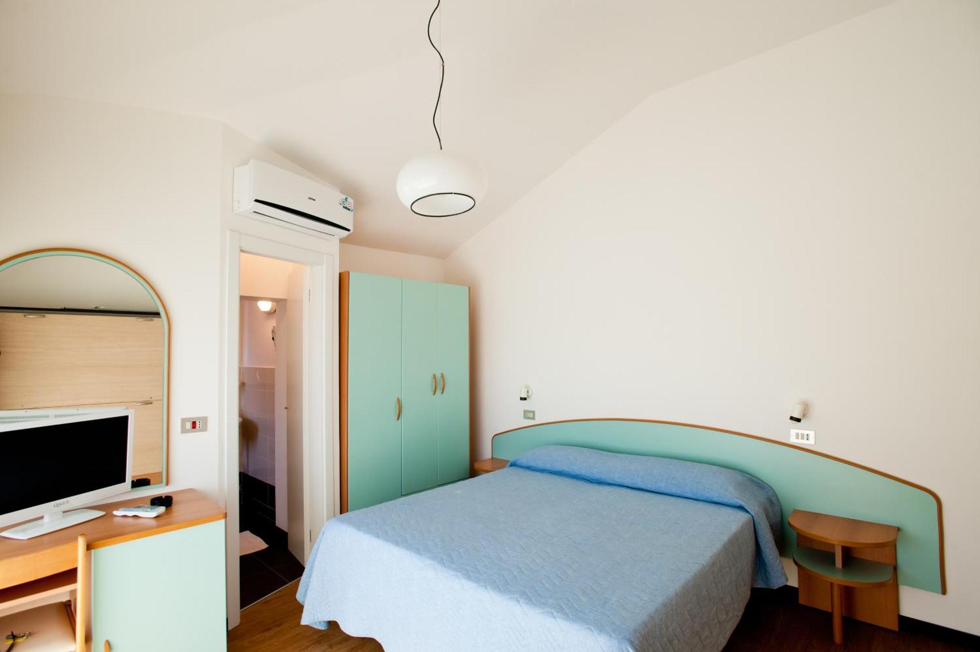 Albergo Villa Mauri Rimini Exterior foto